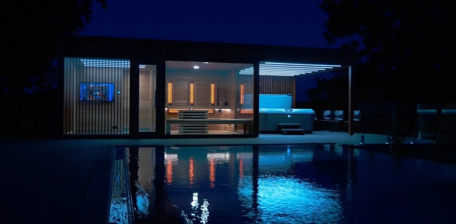 Luxus, glamour na brehu jazera Balaton - Luxusný saunadom na mieru